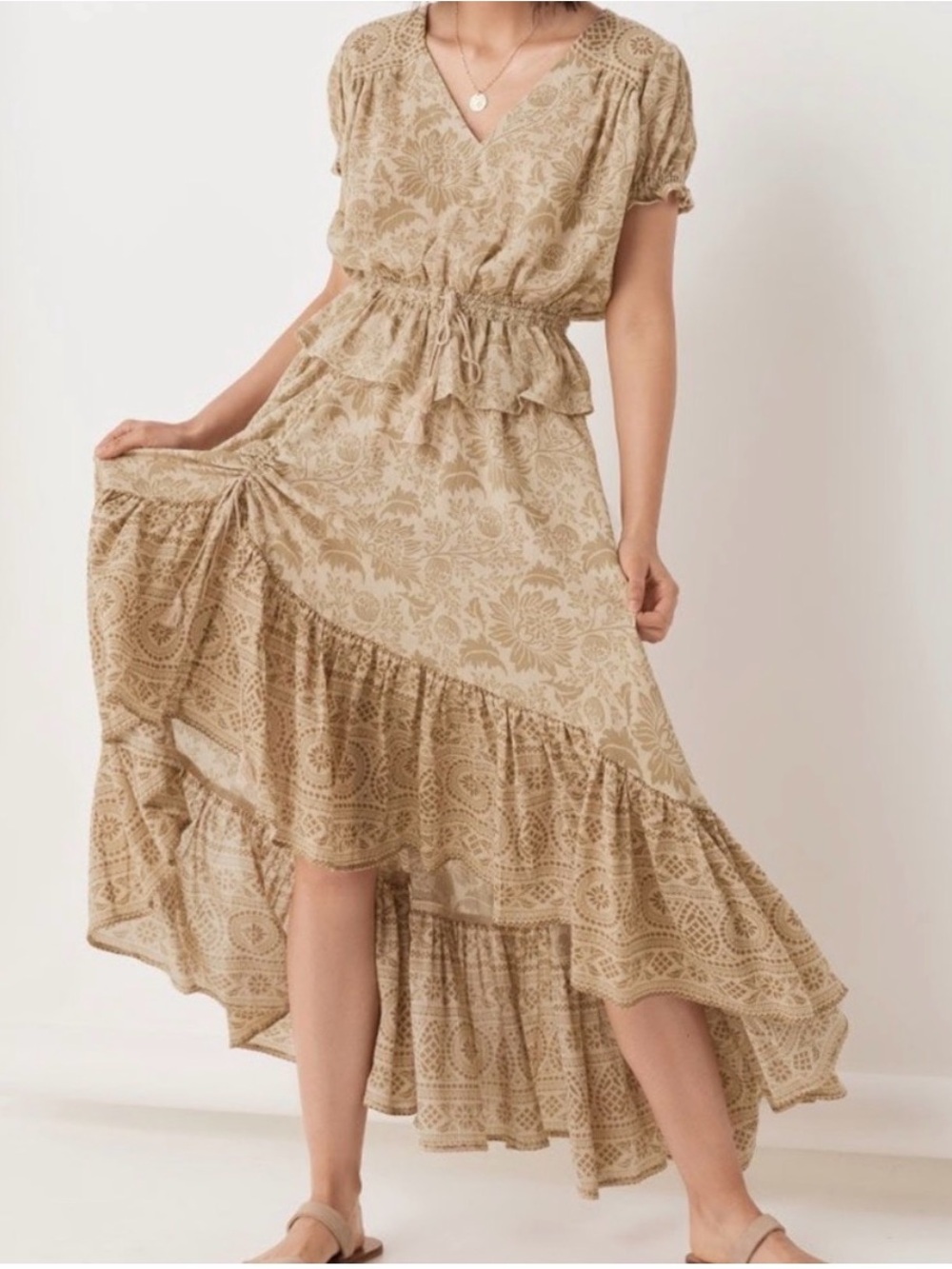 NWOT Spell and the Gypsy 2 piece lioness set